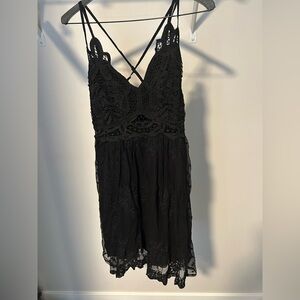Main Strip Black Lace Dress